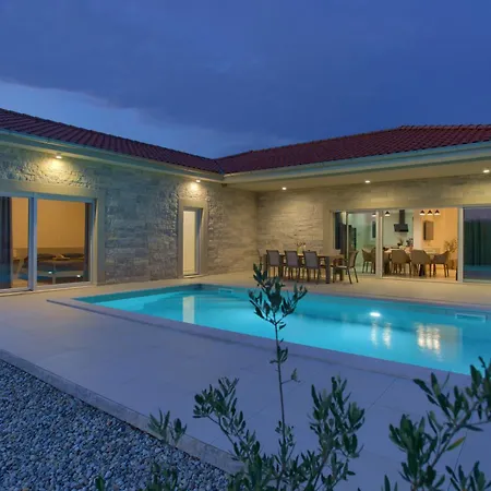 House Fuska Villa